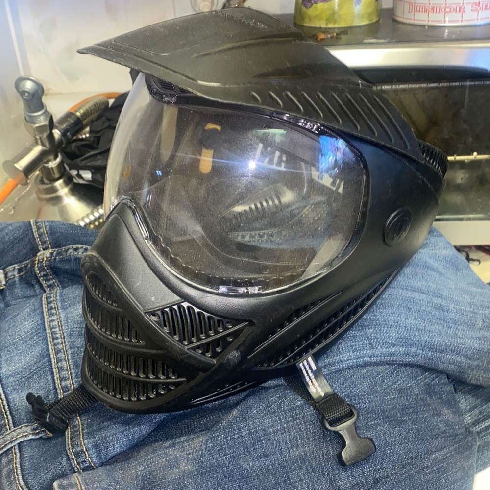 Tippmann helmet/face guard for paintball